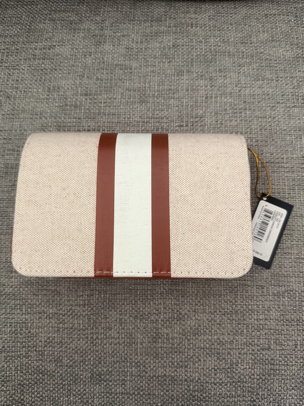 bebe Paisley Canvas Crossbody in Caramel MSRP $89 Brand new with tags - Picture 2 of 4